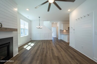 139 Caulfield Rd, Aberdeen, NC 28315 - photo 7