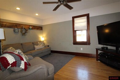 923 N Jefferson St, New Ulm, MN 56073 - photo 3