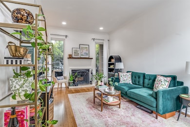 3311 Blackburn St unit 101, Dallas, TX 75204 - photo 2