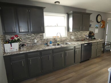 540 Locust St, Sutherland, NE 69165 - photo 7