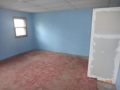 69 W Poplar St, Nanticoke, PA 18634 - photo 5