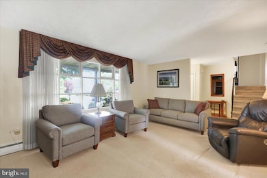 1649 Sherwood Rd, Reading, PA 19610 - photo 2