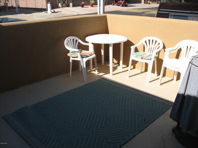 5373 Rafter Circle Front Patio