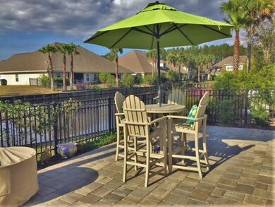 520 Fox Run Cir, Brunswick, GA 31525 - photo 2