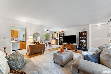 612 12th St, Silvis, IL 61282 - photo 6