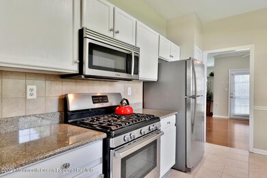 94 Iris Ct, Holmdel, NJ 07733 - photo 5