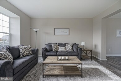 529 Maidstone Dr, Williamstown, NJ 08094 - photo 4