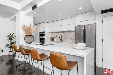 Franklin Towers unit 116, Los Angeles, CA 90046 - photo 4