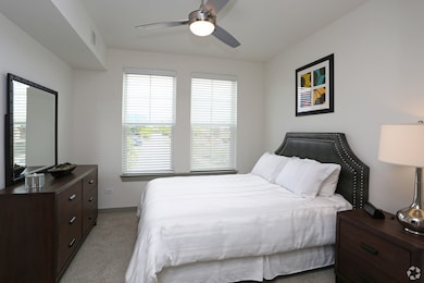 700 E Algonquin Rd unit 2412, Schaumburg, IL 60173 - photo 6