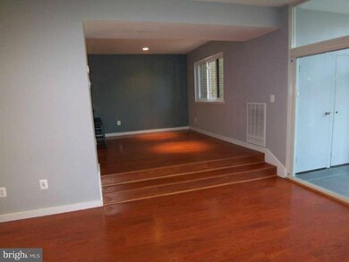 1663 Parkcrest Cir unit 5B/100, Reston, VA 20190 - photo 4