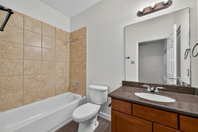 4413 Koehler St unit C, Houston, TX 77007 - photo 6