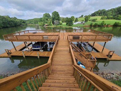 Calmbridge party deck