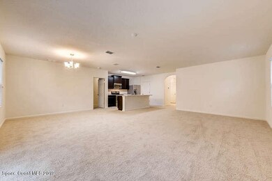 Aria D-small-003-10-Living Room-666x445-