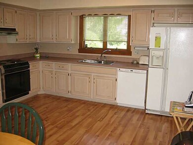 1410 Cranwood Dr, Columbus, OH 43229 - photo 5