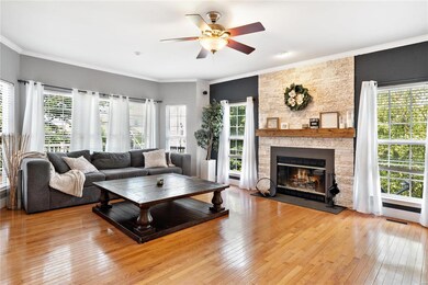 720 Brook Manor Ct, Lake Saint Louis, MO 63367 - photo 4