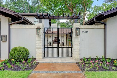13018 Queensbury Ln, Houston, TX 77079 - photo 4