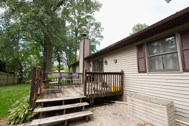 W1039 Marigold Rd, Genoa City, WI 53128 - photo 4