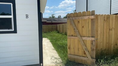 6313 Sandra St unit A, Houston, TX 77028 - photo 2