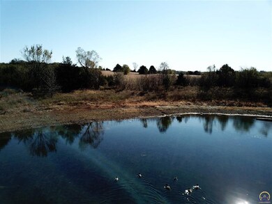 6720 SW 61st St, Topeka, KS 66610 - photo 5