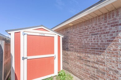820 E 98th St, Odessa, TX 79765 - photo 2
