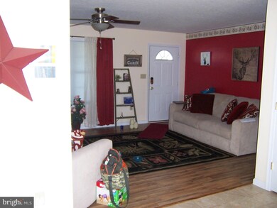 227 Larry Way, Bunker Hill, WV 25413 - photo 7