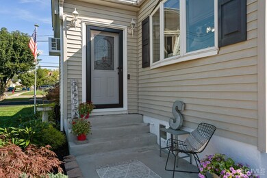 30 Hagaman St, Port Reading, NJ 07064 - photo 5