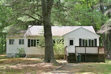 125 Markle Rd, Hawley, PA 18428 - photo 2