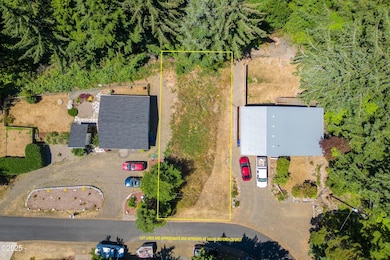 2118 NW View Ridge Dr, Waldport, OR 97394 - photo 7