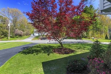 11 Margaret Cir, Nashua, NH 03062 - photo 3