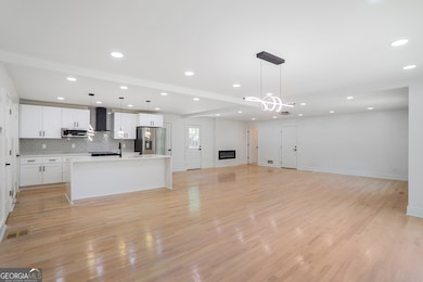 4307 Cedar Wood Dr SW, Lilburn, GA 30047 - photo 3