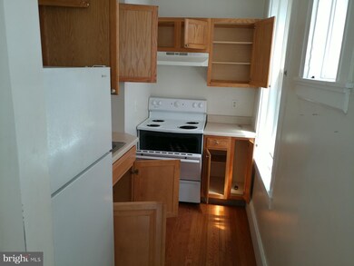 2435 Lakeview Ave unit 1C, Baltimore, MD 21217 - photo 2