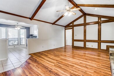 109 Kenshire Ct, Weatherford, TX 76086 - photo 4