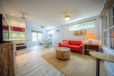 3-1110 Fleming St 4-14 copy