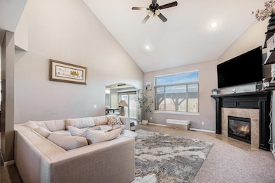 47376 Hidden Meadows Dr, Macomb, MI 48044 - photo 5