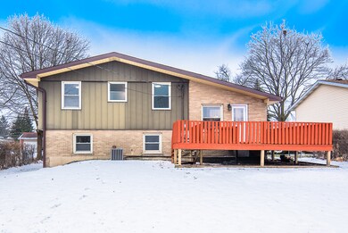 2210 Willow Ln, Rolling Meadows, IL 60008 - photo 3