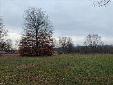 4060 Arrow Rd NW unit 18, Carrollton, OH 44615 - photo 3