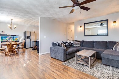 109 Orchard View Ln, Blanchester, OH 45107 - photo 3