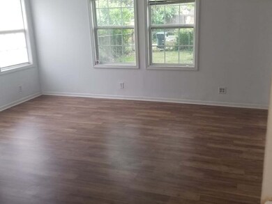 2210 Jethro Ave, Zion, IL 60099 - photo 5