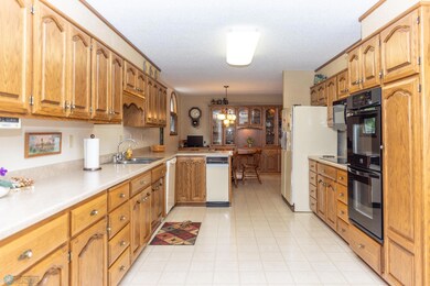 3335 W Prairiewood Dr S-24.jpg