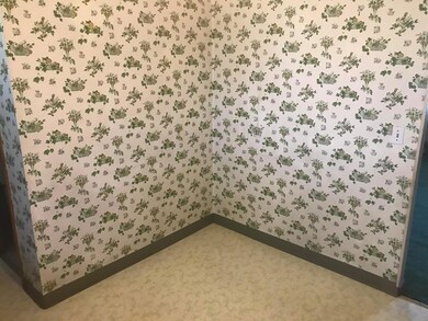 4233 Seigman Ave, Columbus, OH 43213 - photo 5