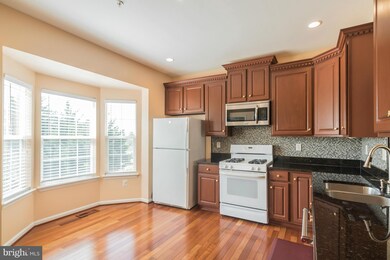 21247 Owls Nest Cir, Germantown, MD 20876 - photo 3
