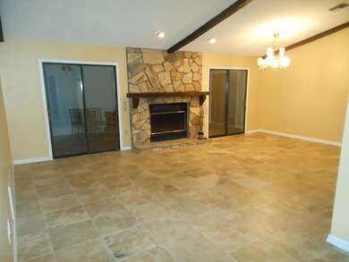 Living_room_dining_room_combo_2_