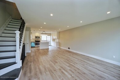 25 Cypress Loop unit 196, Staten Island, NY 10309 - photo 6