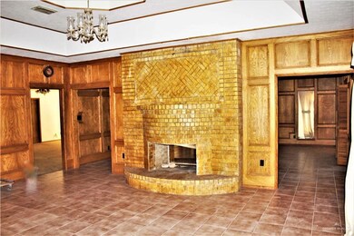 301 S 7th St, Donna, TX 78537 - photo 7