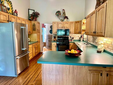 2280 Prairie View Rd, Decorah, IA 52101 - photo 4