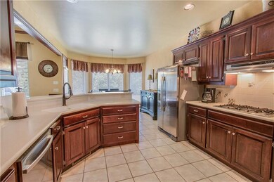 2709 Lancaster Ct, Edmond, OK 73012 - photo 7