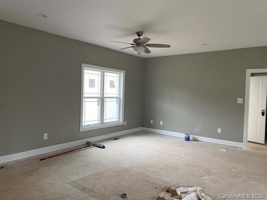 3004 Eastway Dr, Statesville, NC 28625 - photo 4