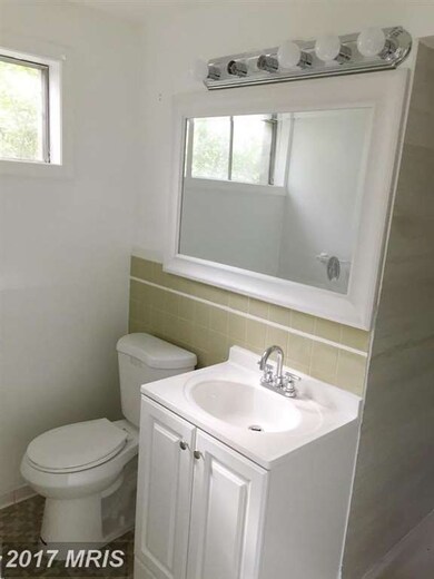 6326 61st Ave, Riverdale, MD 20737 - photo 4