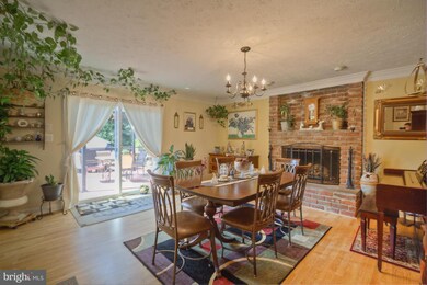 97 Whispering Pines Ln, Stafford, VA 22556 - photo 4