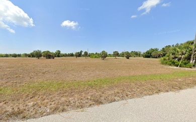 13 Hull Ct, Rotonda Sands, FL 33946 - photo 3